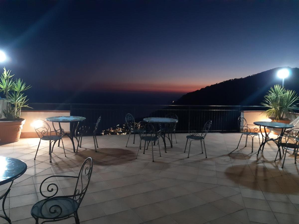 Hotel Le Marelle Furore Exterior foto